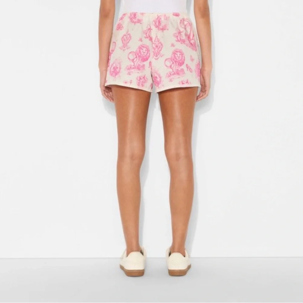 In Hand | Wicked x Katie Kime Women’s Toile Graphic Boxers - Cream | NWT - Picture 3 of 4